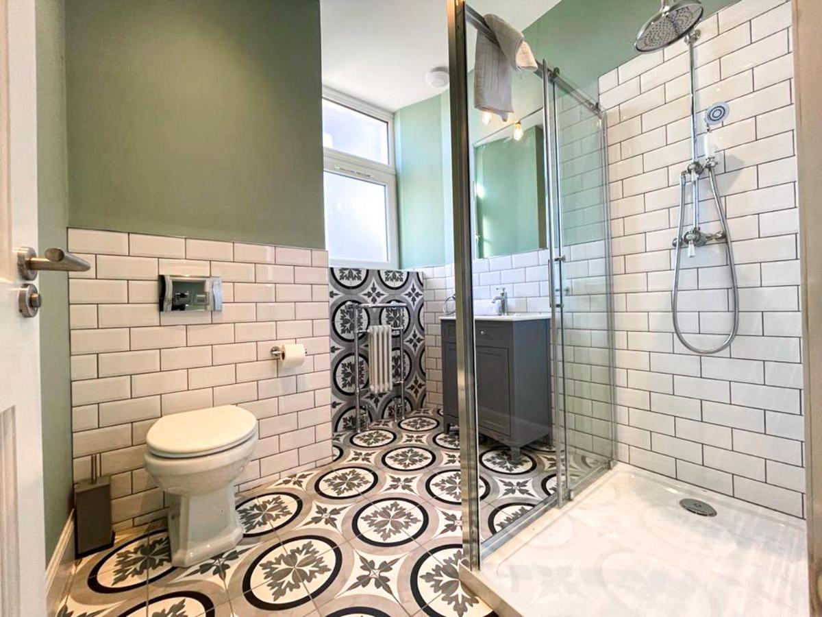 Beautiful 2Br, Private Entry In Vibrant Leith Apartment Единбург Екстериор снимка